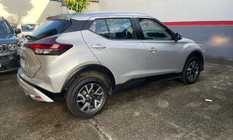 Nissan Kicks Sense 1...