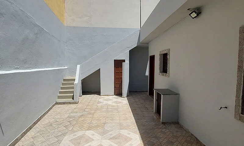 Casa Com 2 Quartos N...