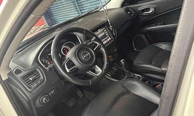 Jeep Compass Longitu...