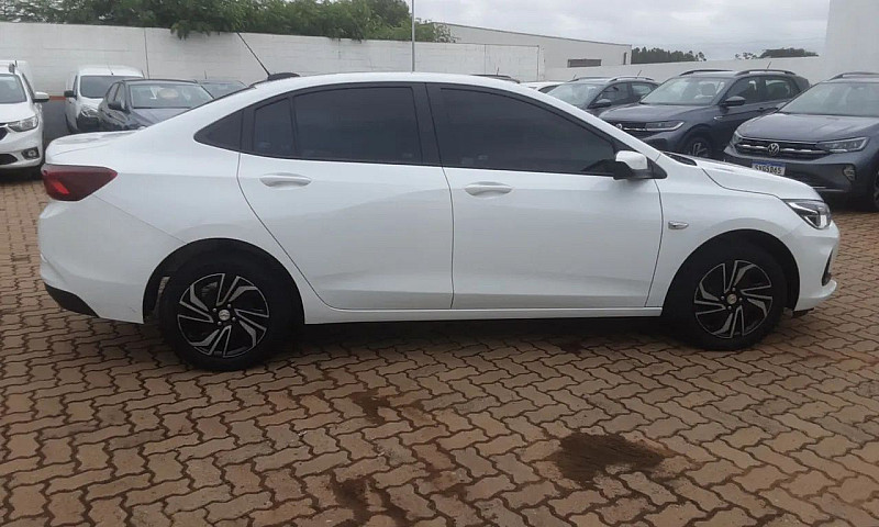 Chevrolet Onix Plus ...