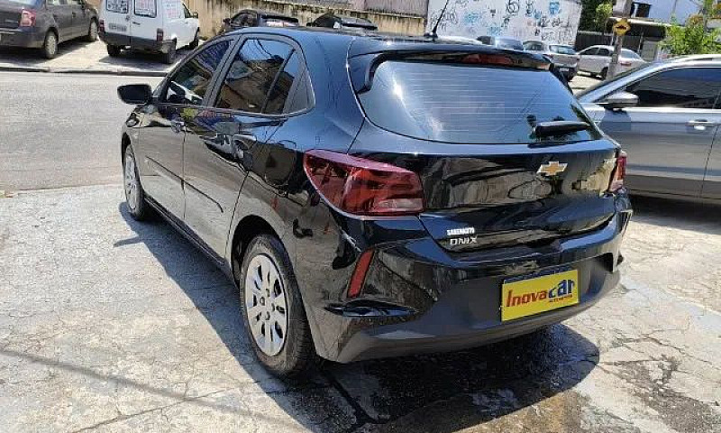 Chevrolet Onix Hatch...
