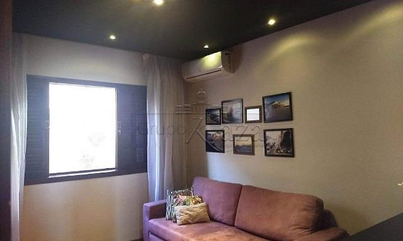 Casa / Condomínio - ...