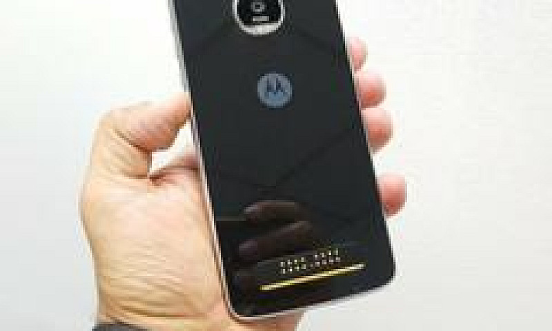 Moto Z Play...