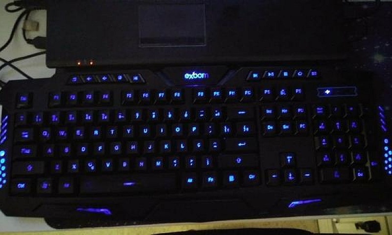 Teclado Exbom 1600Dp...
