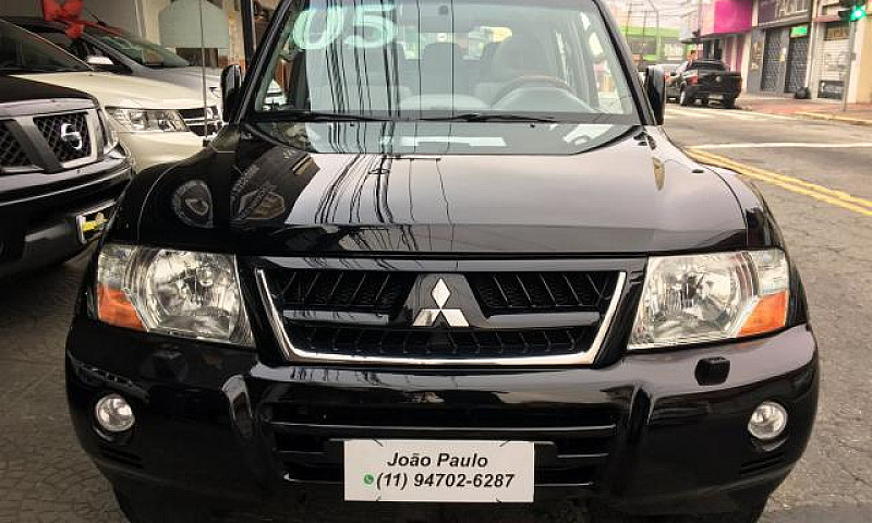 Mitsubishi Pajero Fu...