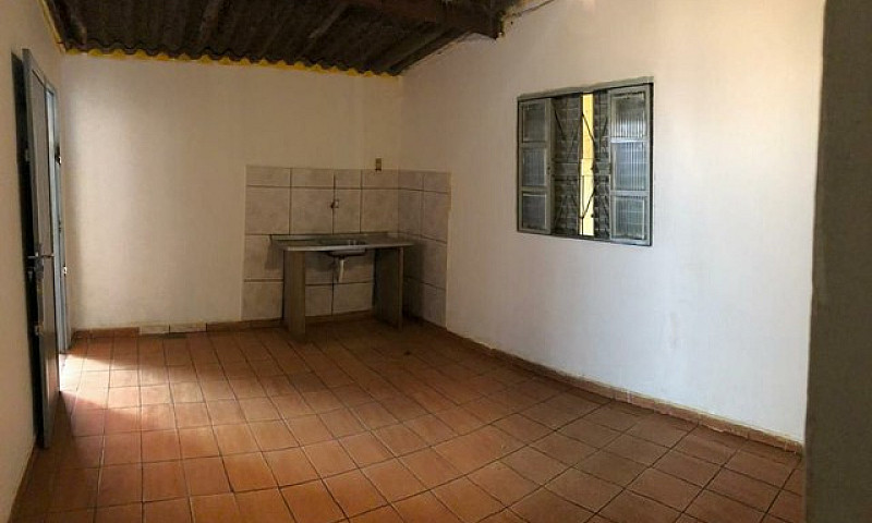 Casa 2 Qtos Qr 512 S...