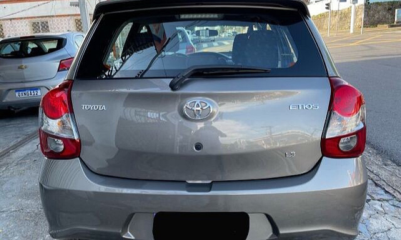 Tla - Etios X 1.3 (2...