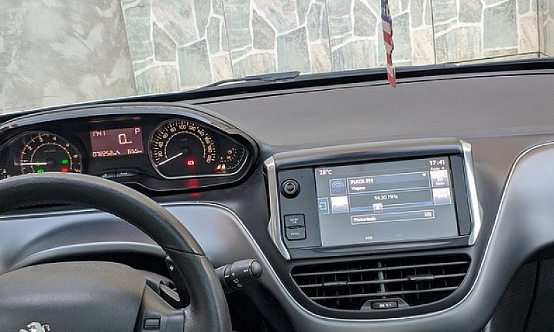 Peugeot 208 Griffe A...