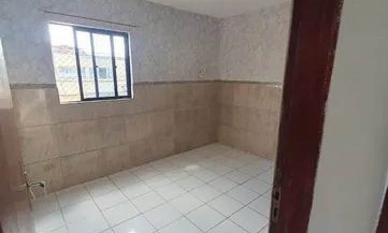 Aluga-Se Apartamento...