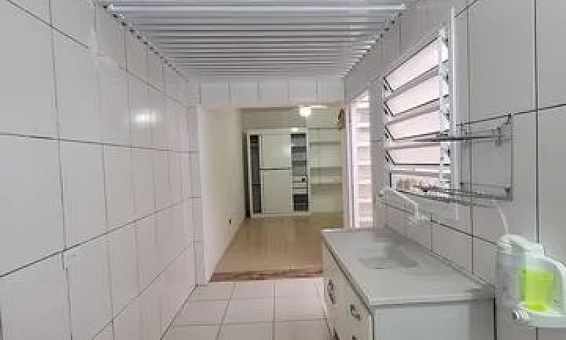 Casa De 3 Cômodos Pa...