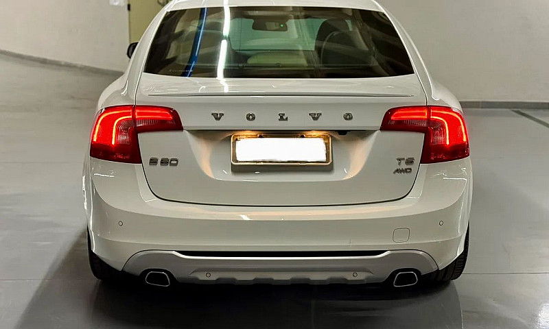 Volvo S60 T-6 3.0 30...