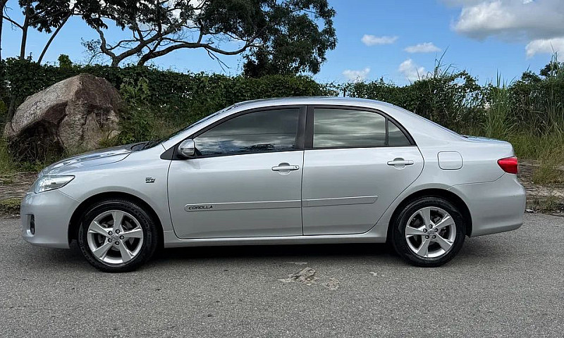 Toyota Corolla Xei 2...