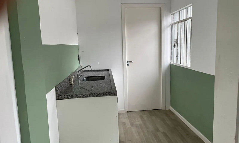 Casa Comercial Em La...