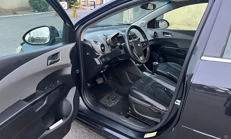 Chevrolet Sonic Sed....