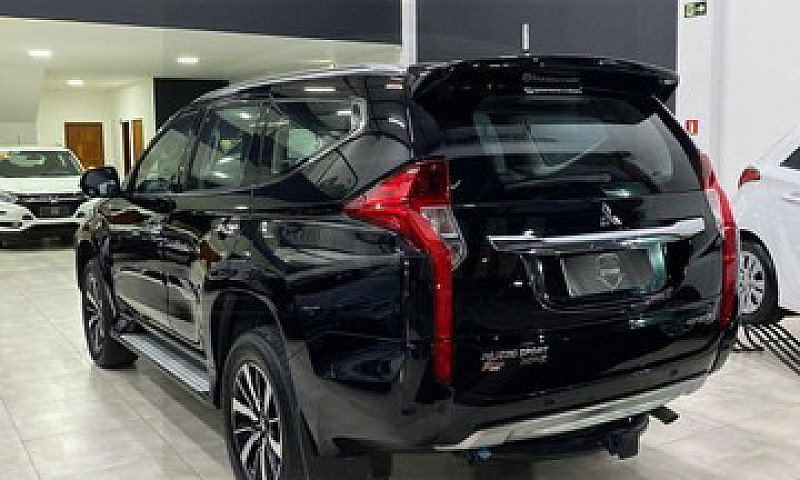 Pajero Sport Hpe 2.4...