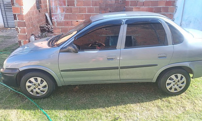 Corsa Classic 2003 T...