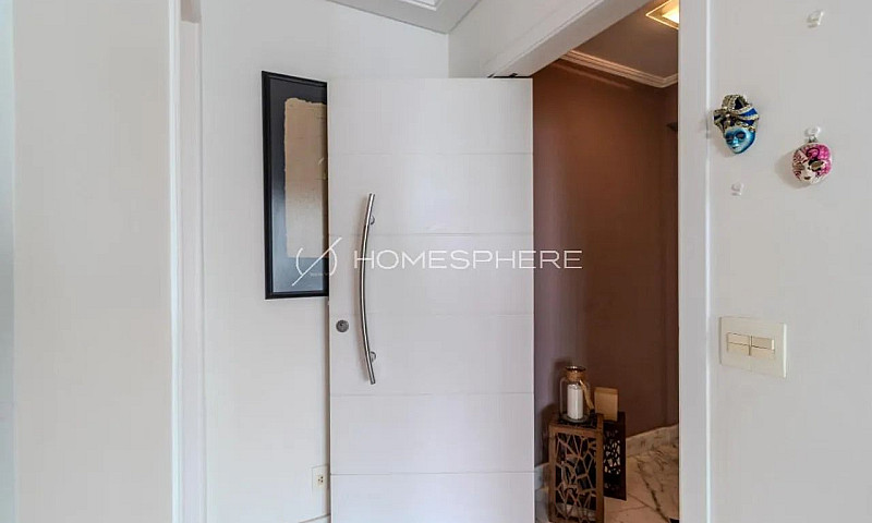 Apartamento Com Três...