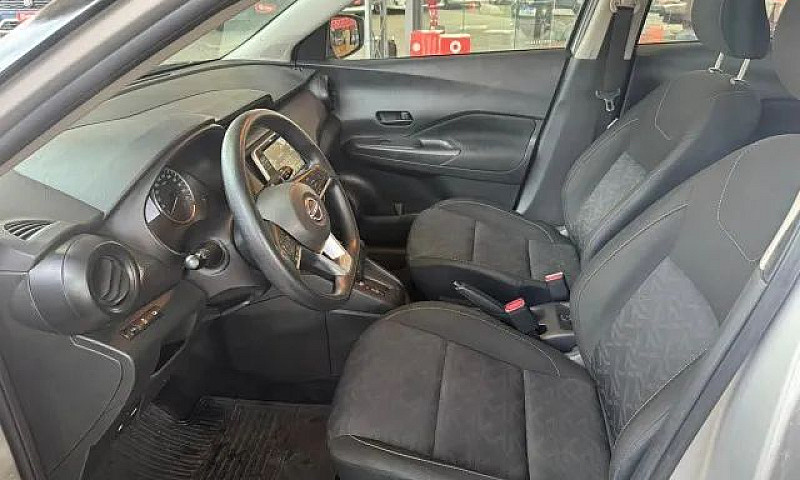 Nissan Kicks Sense 1...