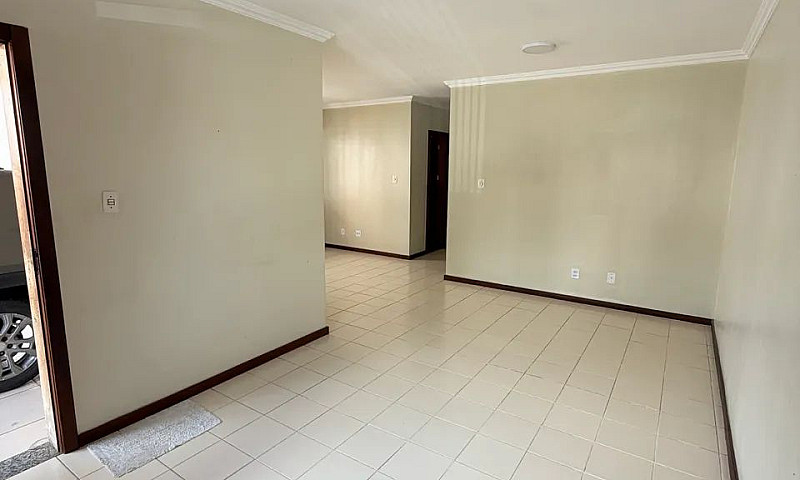 Alugo Casa Alto Padr...