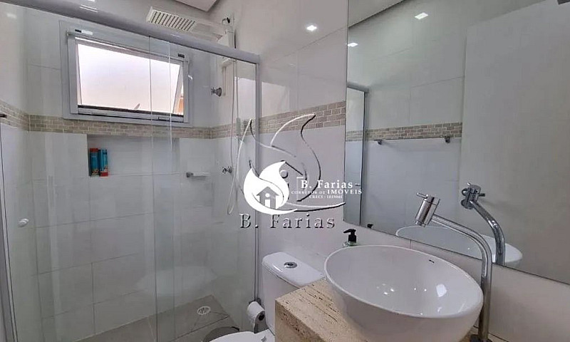 Casa Com 2 Dormitóri...