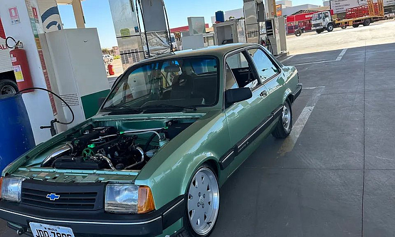Chevrolet Chevette L...