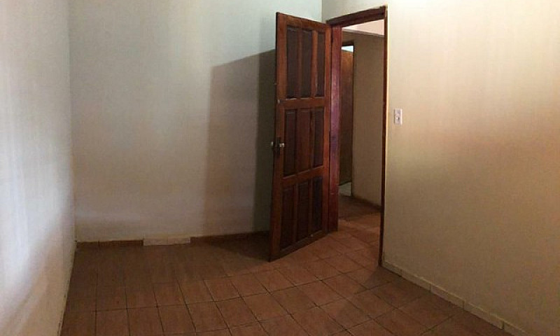 Casa 2 Qtos Qr 512 S...