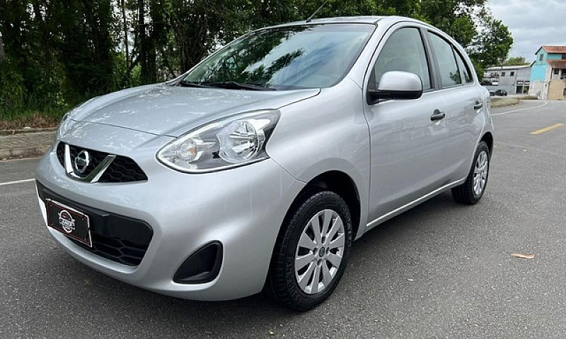 March Nissan March 1...