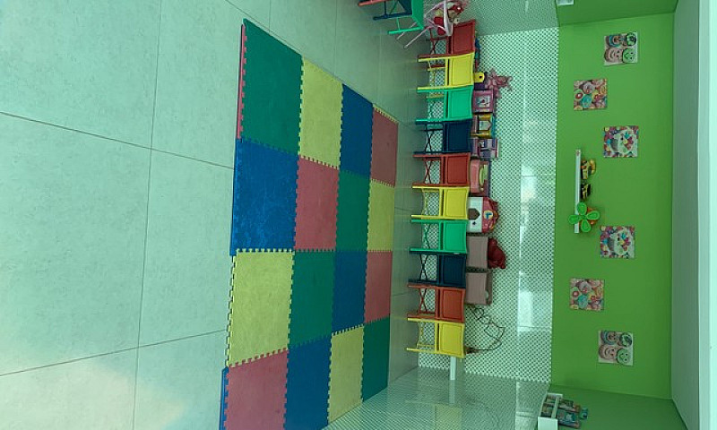 Apto Com 3 Quartos, ...