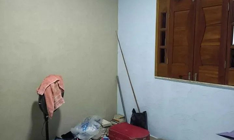 Vendo Essa Casa No P...