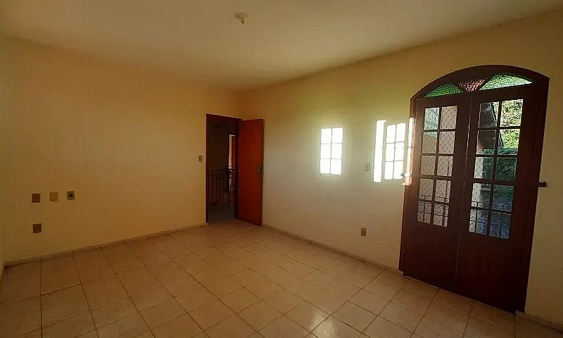 Casa Em Rio Novo/Mg...