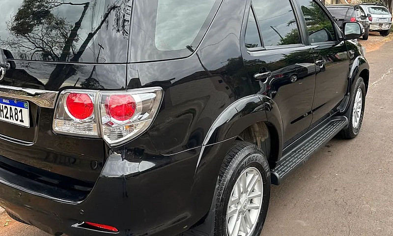Toyota Hilux Sw4 Srv...