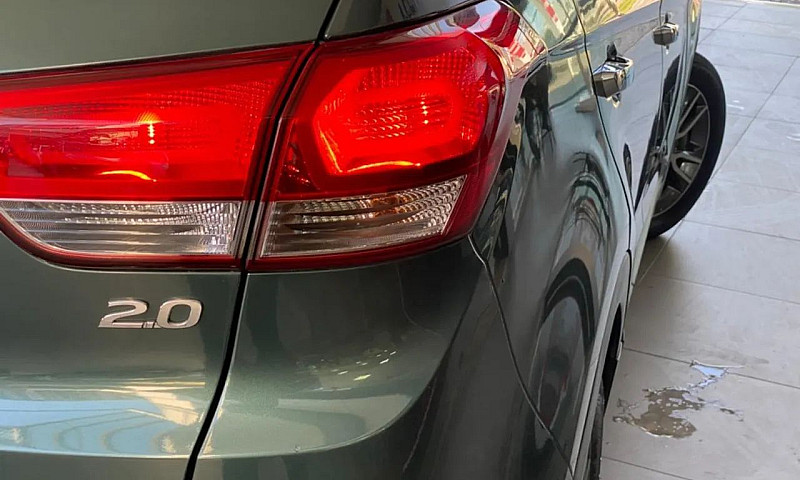 Hyundai Creta Presti...