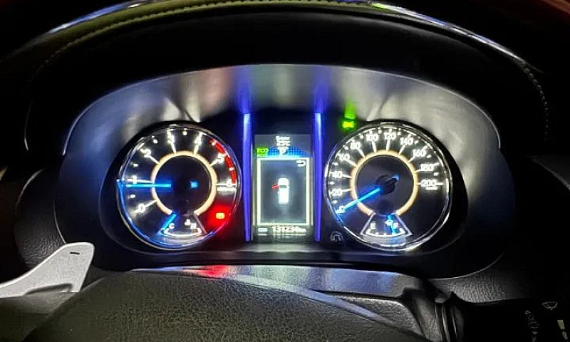 Toyota Hilux Sw4 Srx...