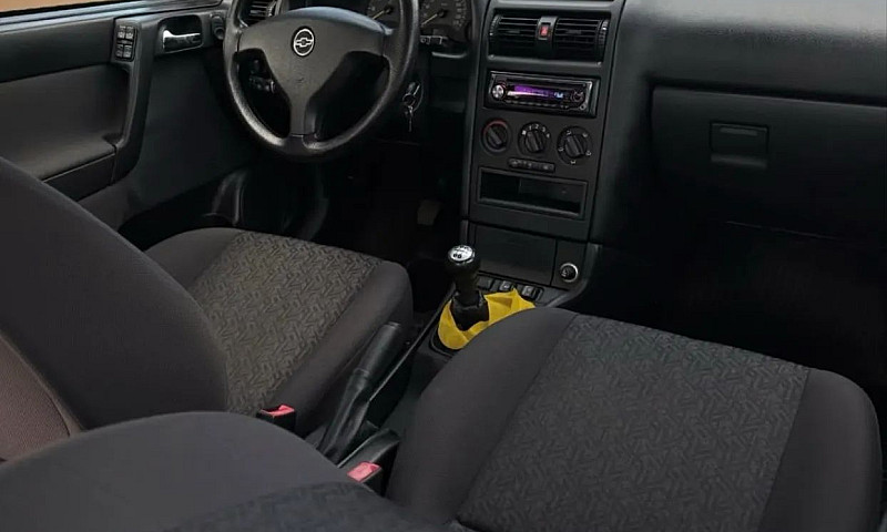 Chevrolet Astra Adva...