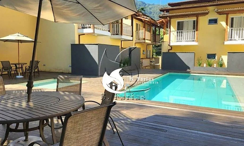 Casa Com 2 Dormitóri...