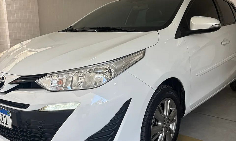 Toyota Yaris Xl Plus...