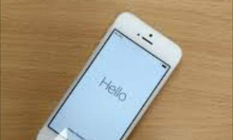 Iphone Se Semi Novo ...