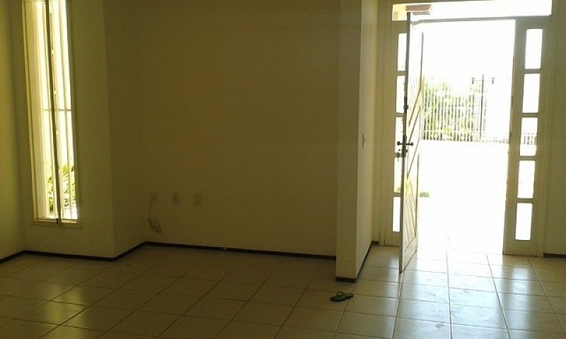 . Th Casa No Bairro ...