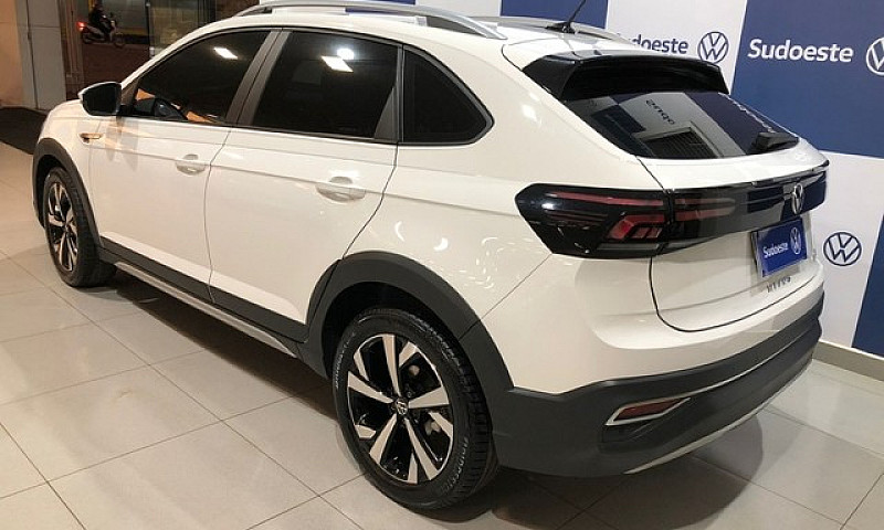 Volkswagen Nivus Hig...