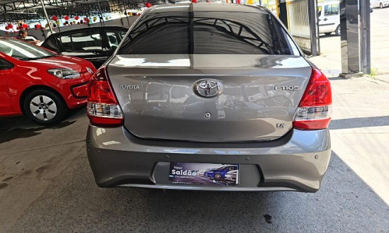 Etios Sedan 2019 1.5...