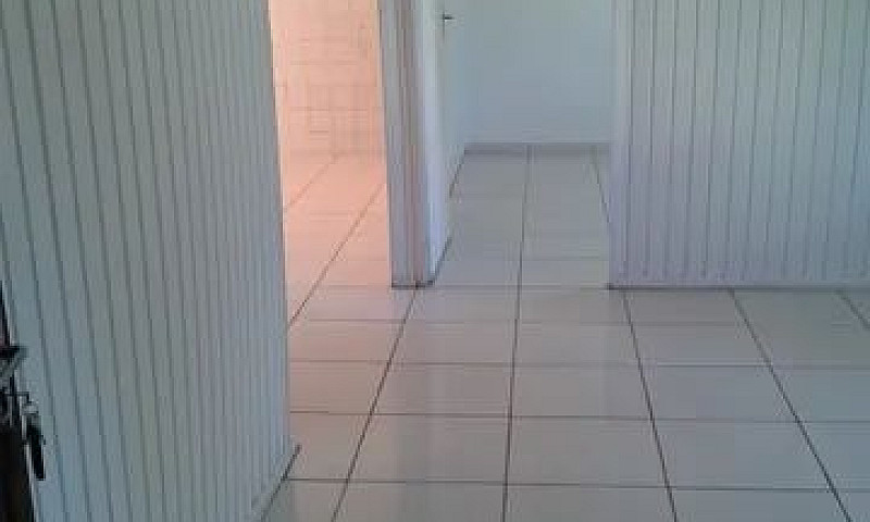 Aluga-Se Apartamento...