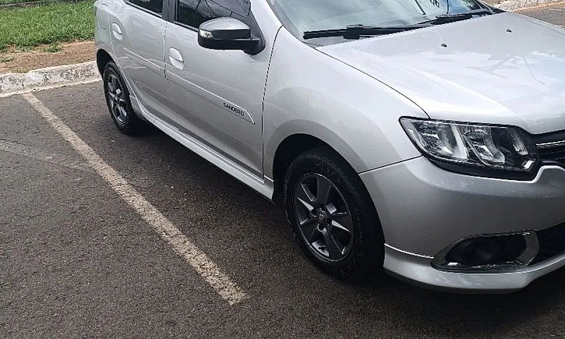 Renault Sandero Expr...