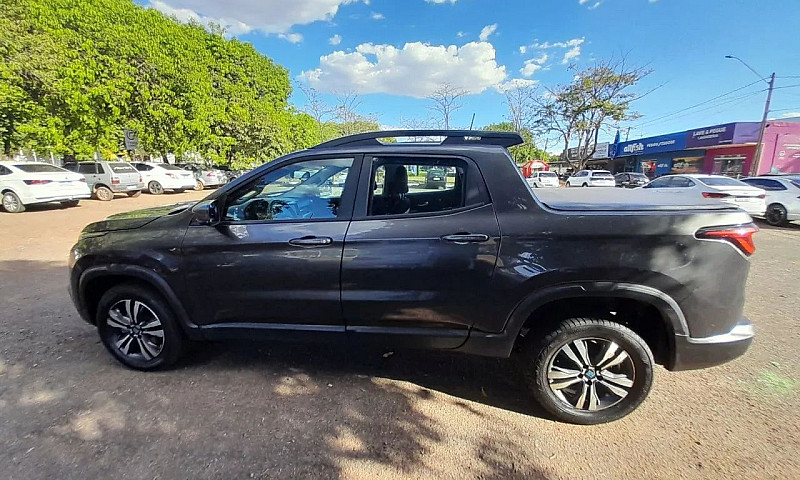 Fiat Toro Freedom 1....
