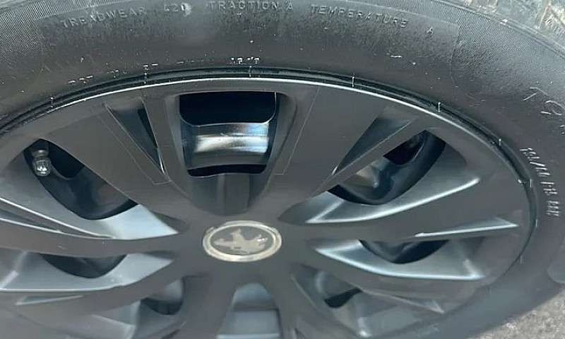 Peugeot 208 Active 1...