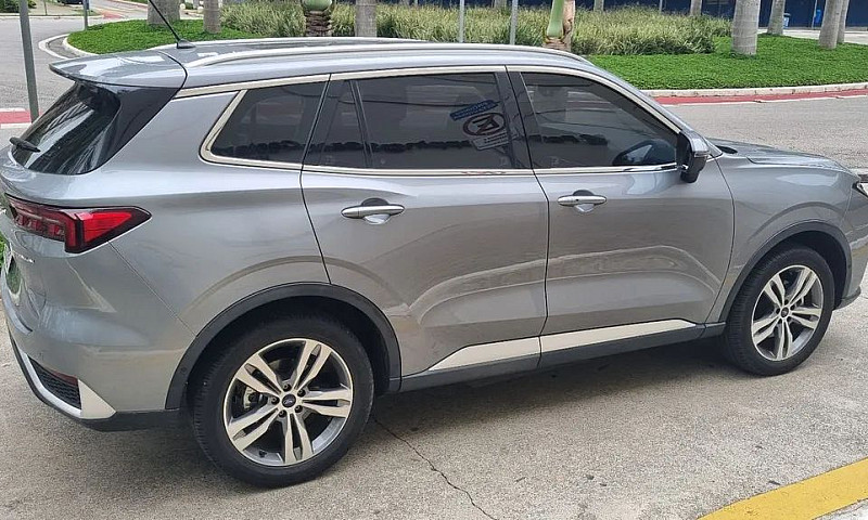 Ford Territory Titan...