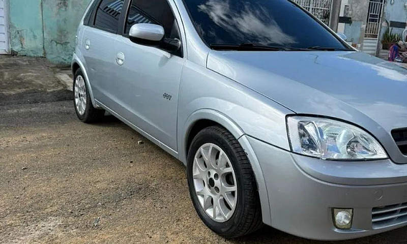 Chevrolet Corsa Hat....