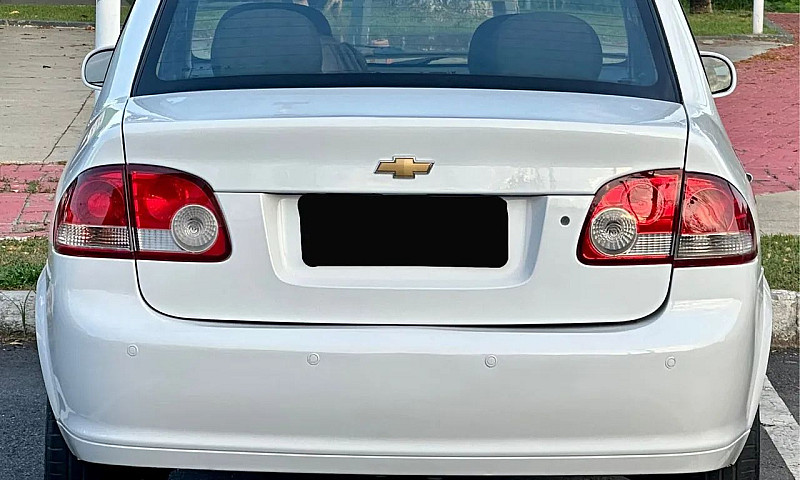 Chevrolet Classic Li...