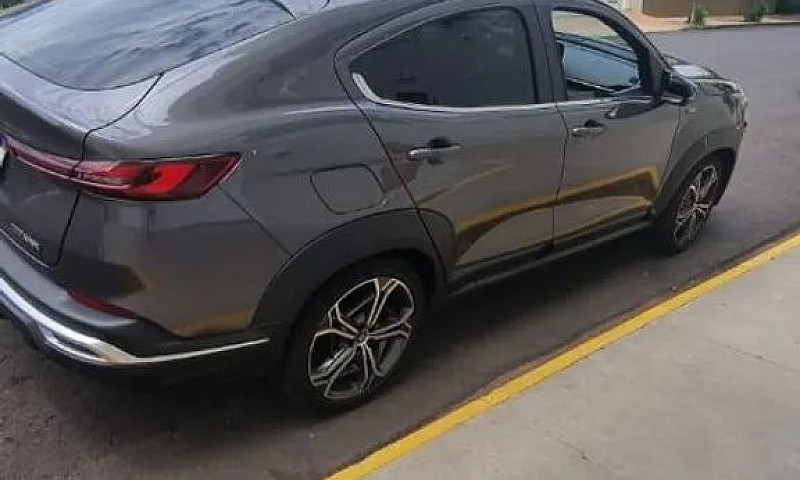 Fiat Fastback Limite...