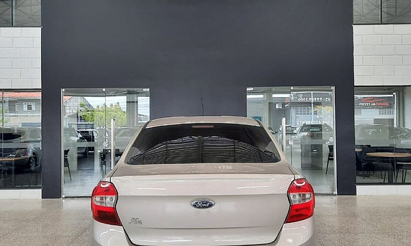 Ka Sedan Se 1.5 2015...