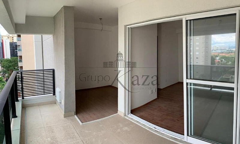 Apartamento / Padrão...